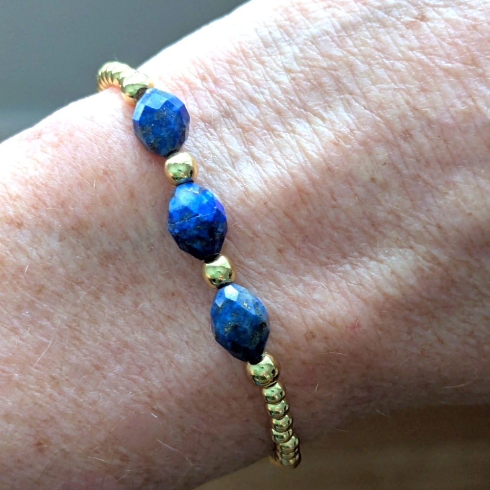 Elegant 18kt Gold Filled & Blue Lapis Lazuli Beaded Stretch Bracelet